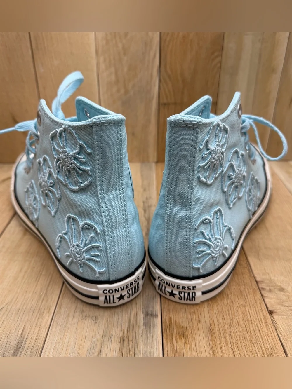 Converse Chuck Taylor All Star Hi Rained Out/Egret Wmns 9.5 Embroidered Floral